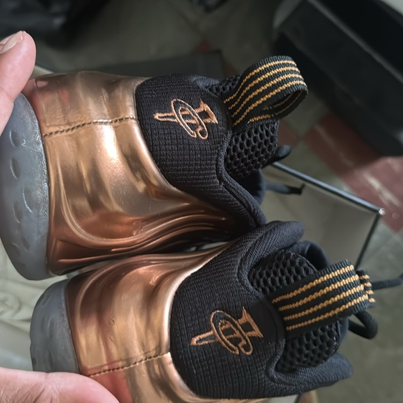 Foamposite one - Picture 4 of 5